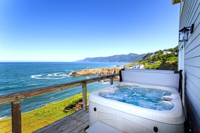 Exquisite Oceanview! by OceanviewHotTubs Tesla Charging Shelter Cove Oceanfront