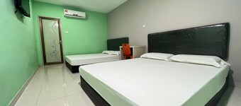 OYO 90789 Stutong Point