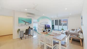 Executive Condo | Dining room