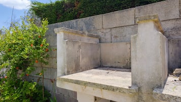 Enceinte de lâhĂ©bergement