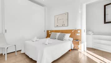 1 soverom, strykejern/-brett, wi-fi (inkludert) og sengetøy