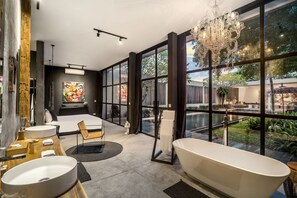 2 soverom, wi-fi (inkludert) og sengetøy