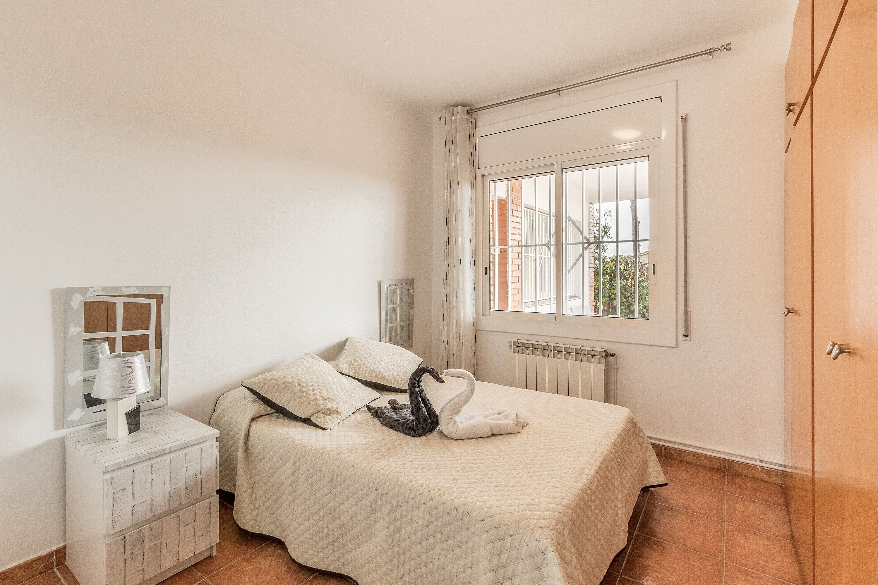 3 chambres, fer et planche à repasser, Wi-Fi gratuit, draps fournis