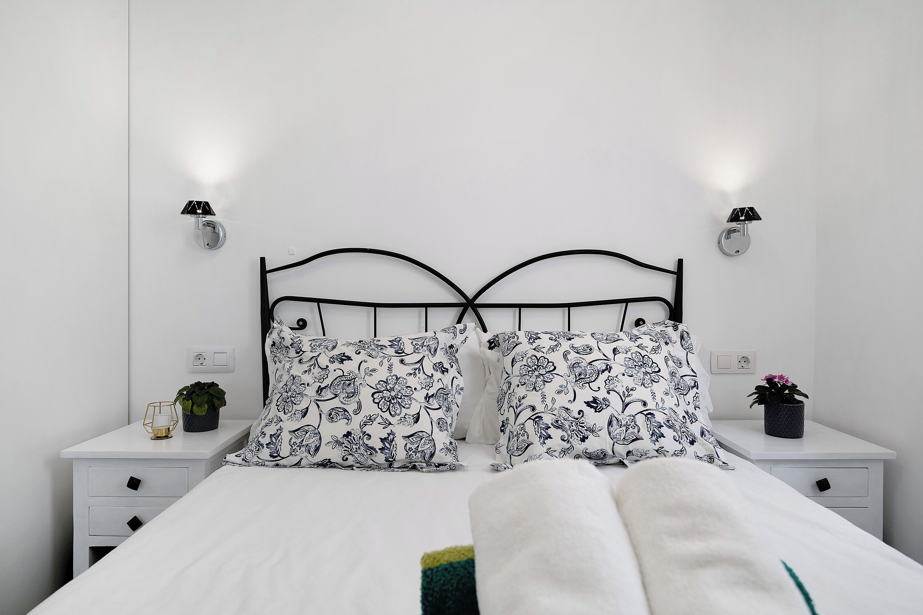 1 slaapkamer, een strijkplank/strijkijzer, gratis wifi, beddengoed