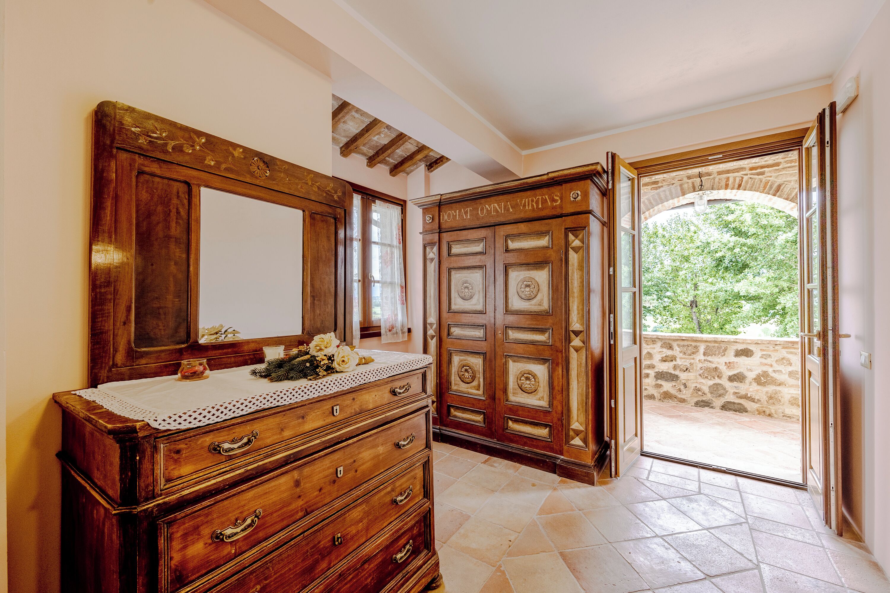 Biệt thự dành cho gia đình, 3 phòng ngủ, lò vi sóng, cạnh núi (Villa San Martino) | Nội thất