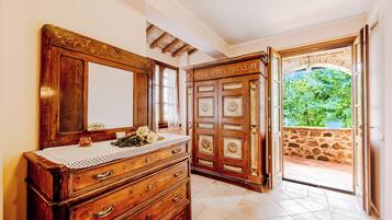 Familienvilla, 3 Schlafzimmer, Mikrowelle, Bergseite (Villa San Martino) | Innenbereich