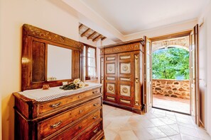 Villa familiar, 3 habitaciones, microondas, junto a la montaña (Villa San Martino) | Interior