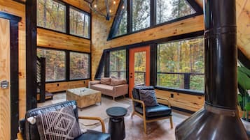 Televisión, chimenea