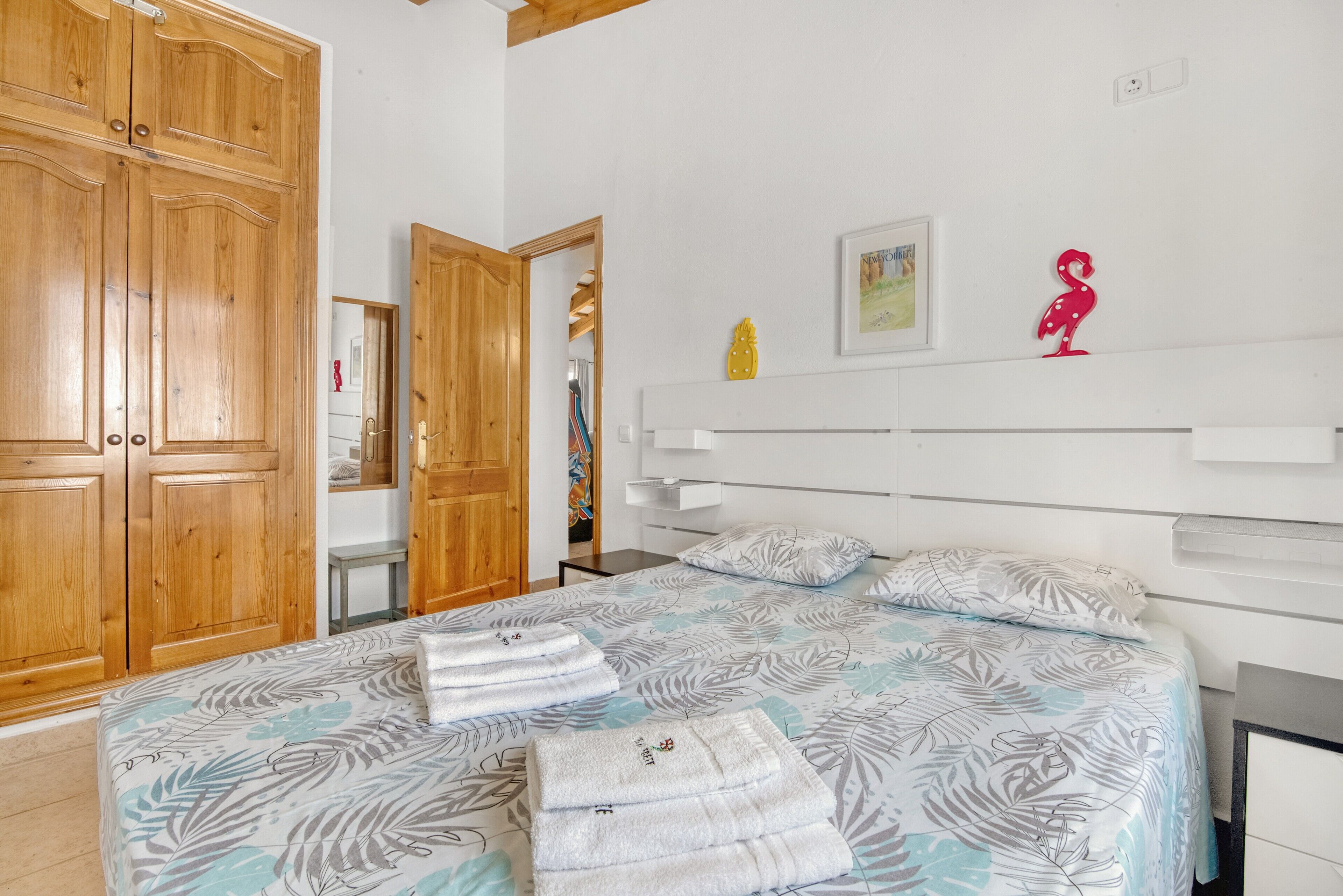 3 bedrooms, free WiFi, bed sheets