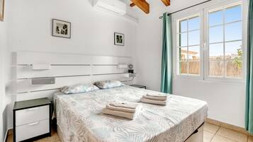 3 chambres, Wi-Fi gratuit, draps fournis