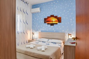 4 bedrooms, iron/ironing board, free WiFi, bed sheets - Villa "Nicolai - First Floor" with Mountain View, Shared Pool, and Private Terrace (Licata)