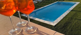 Villa "Nicolai - Primo Piano" con vistas a la montaña, piscina compartida y terraza privada