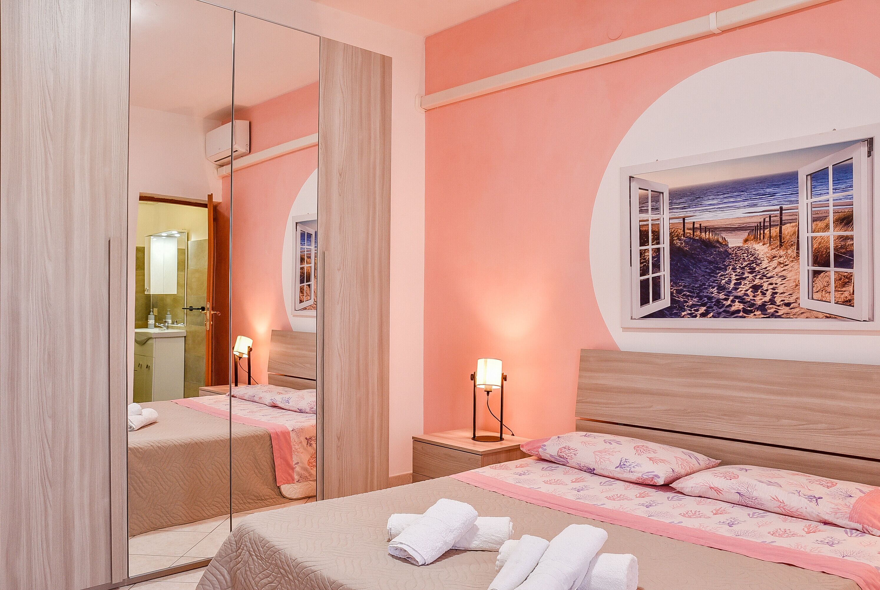 4 bedrooms, iron/ironing board, free WiFi, bed sheets