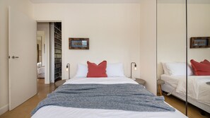 6 bedrooms, iron/ironing board, travel cot, free WiFi