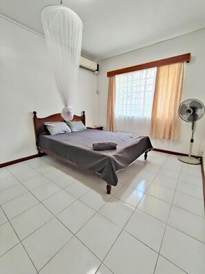 3 Schlafzimmer, Bügeleisen/Bügelbrett, kostenloses WLAN, Bettwäsche