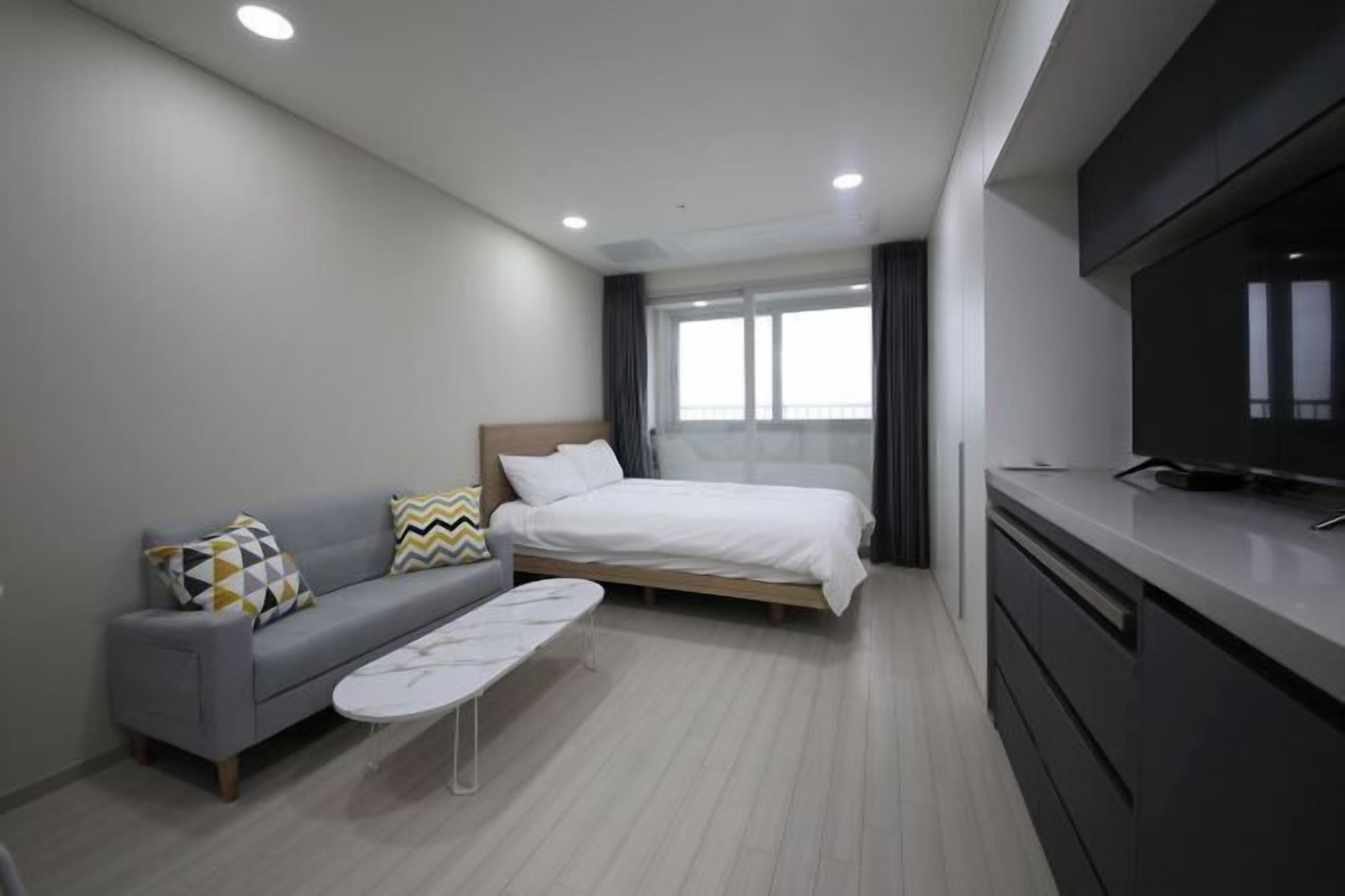 Bureau, système d’insonorisation, accès au Wi-Fi (inclus)