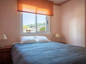 2 chambres, accès au Wi-Fi (inclus), literie fournie