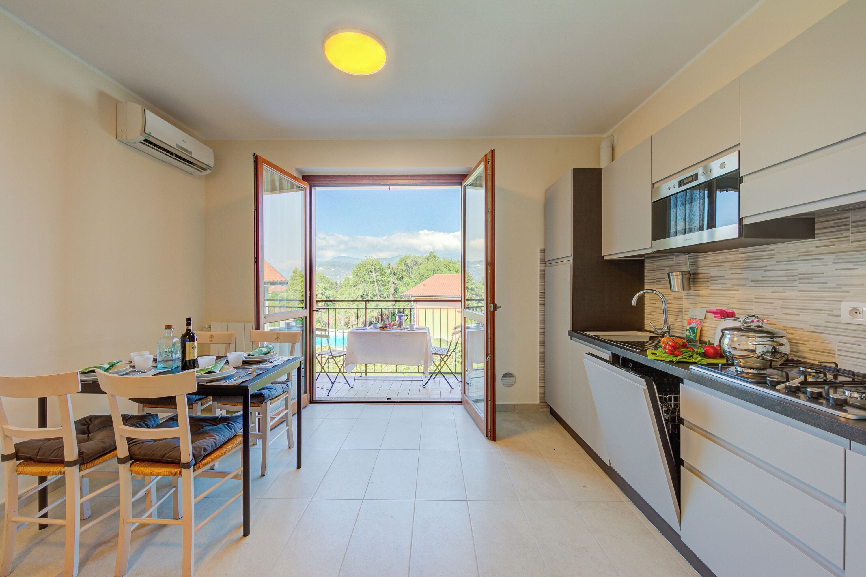 Familienhaus, Mehrere Schlafzimmer, 2 Bäder, Bergseite (Cottage del Lago) | Eigene Küche