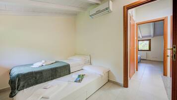 2 phòng ngủ, truy cập Internet không dây (phụ phí), bộ trải giường