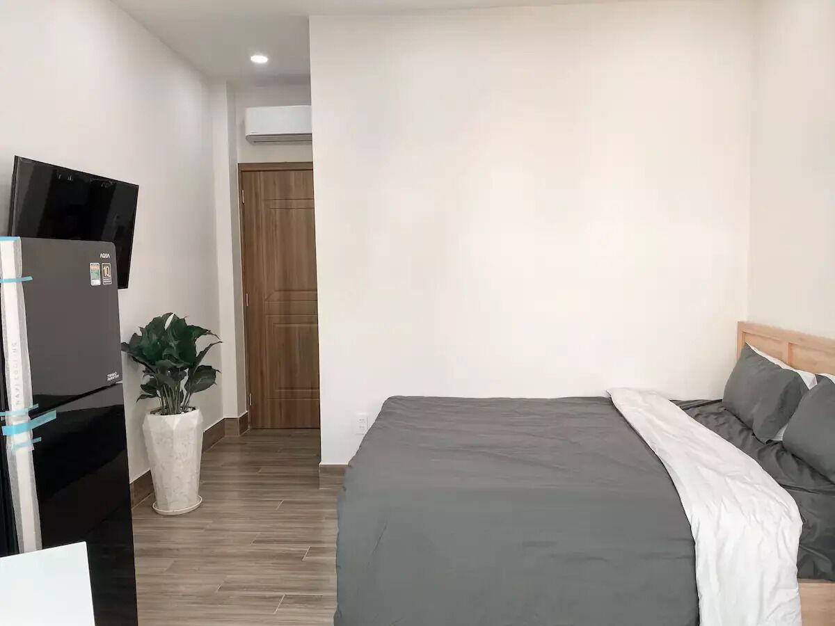 1 bedroom, bed sheets