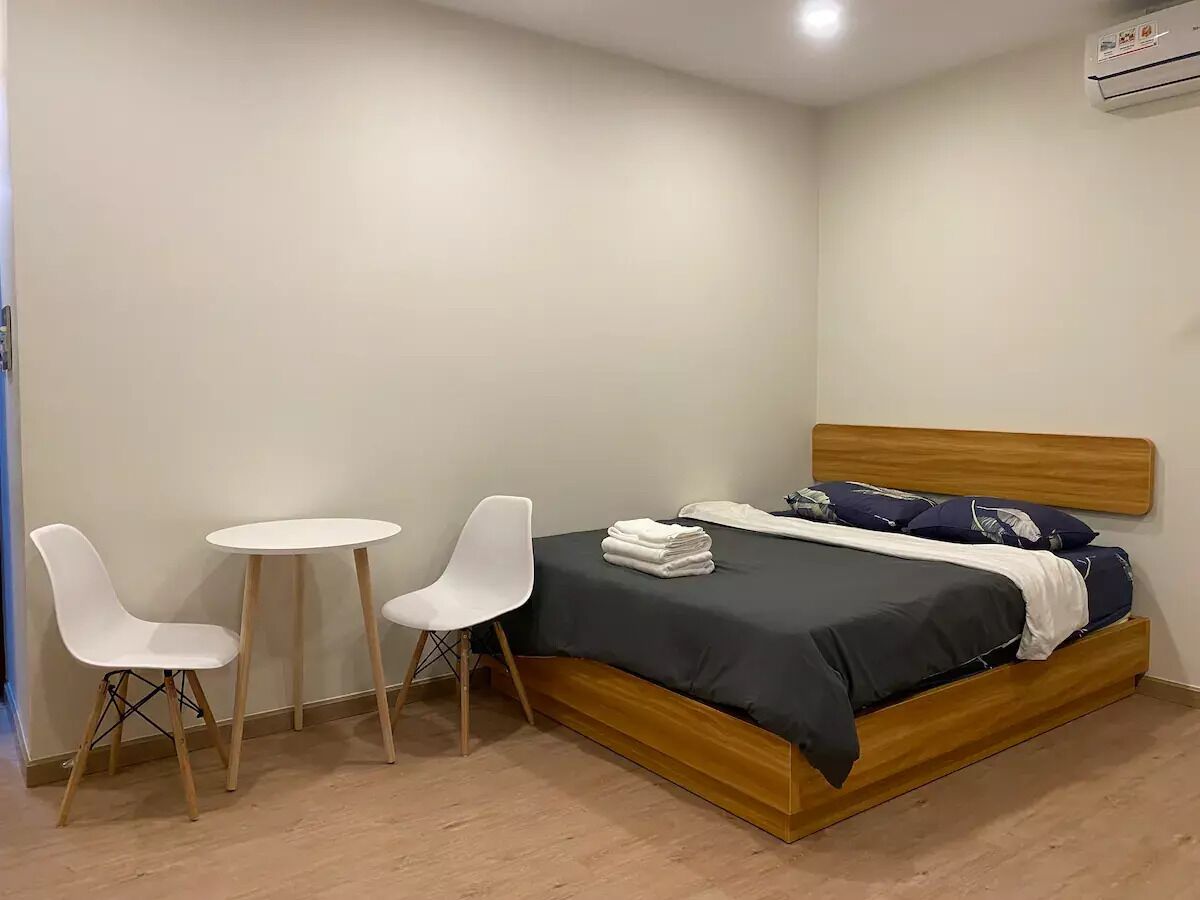 1 quarto, roupa de cama