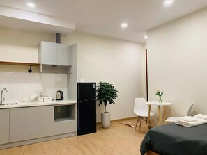 1 bedroom, bed sheets - B786/ Studio 25m2/ balcony, smart TV + Netflix 103 (Thành phố Hồ Chí Minh)