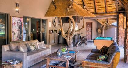 Sable Ranch Bush Lodge