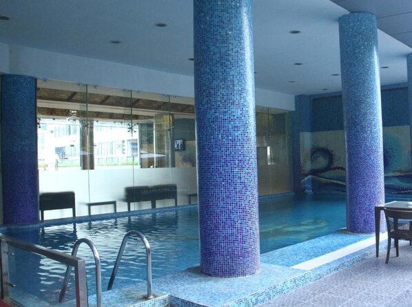 Outdoor pool - SAJ LUCIYA  (Thiruvananthapuram)