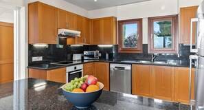 Villa | 5 bedrooms - Villa 93 Calantha in Kouklia (Kouklia)