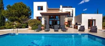 Villa 93 Calantha in Kouklia