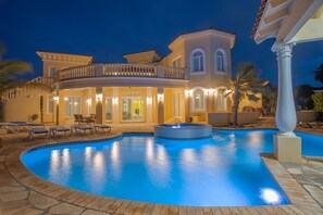 Villa