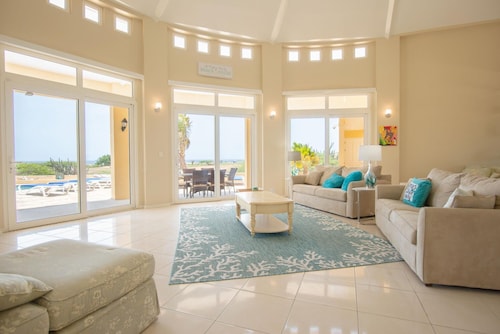 This One of a Kind Amazing Aruba Beach House