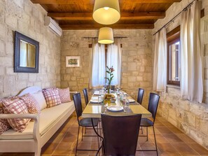House, Accessible - Azure Villa in Platanias (Platanias)