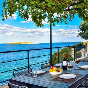 Villa | 4 bedrooms - Chloe Seafront Villa (Chania)