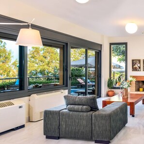 Villa | 4 bedrooms - Chloe Seafront Villa (Chania)