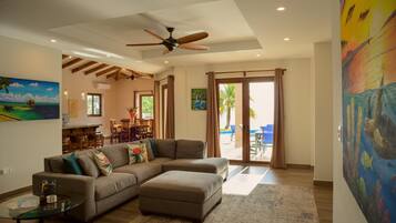 Villa | 5 bedrooms, Internet