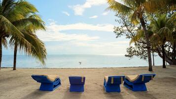 Villa | 5 bedrooms, Internet