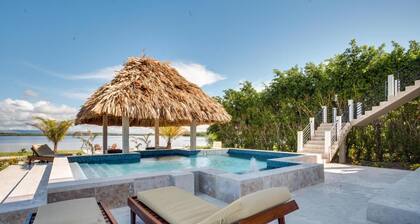 Villa Laguna Gecko in Belize City