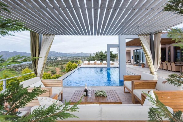 Villa | 5 bedrooms - Jamila Villa in Kalathas (Chania)