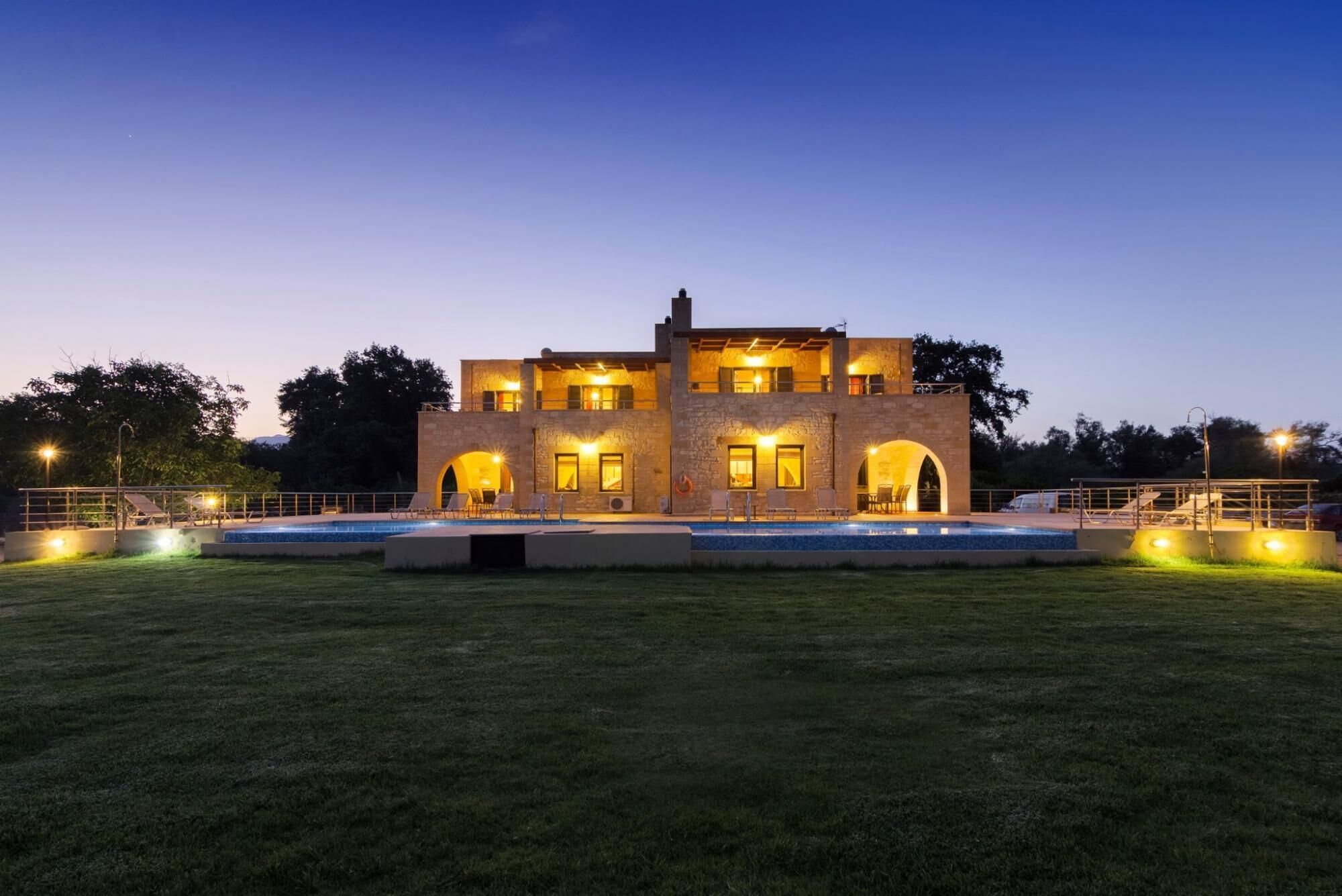 Huvila | 6 makuuhuonetta