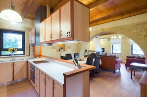 6 bedrooms