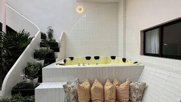 Villa, Accessible