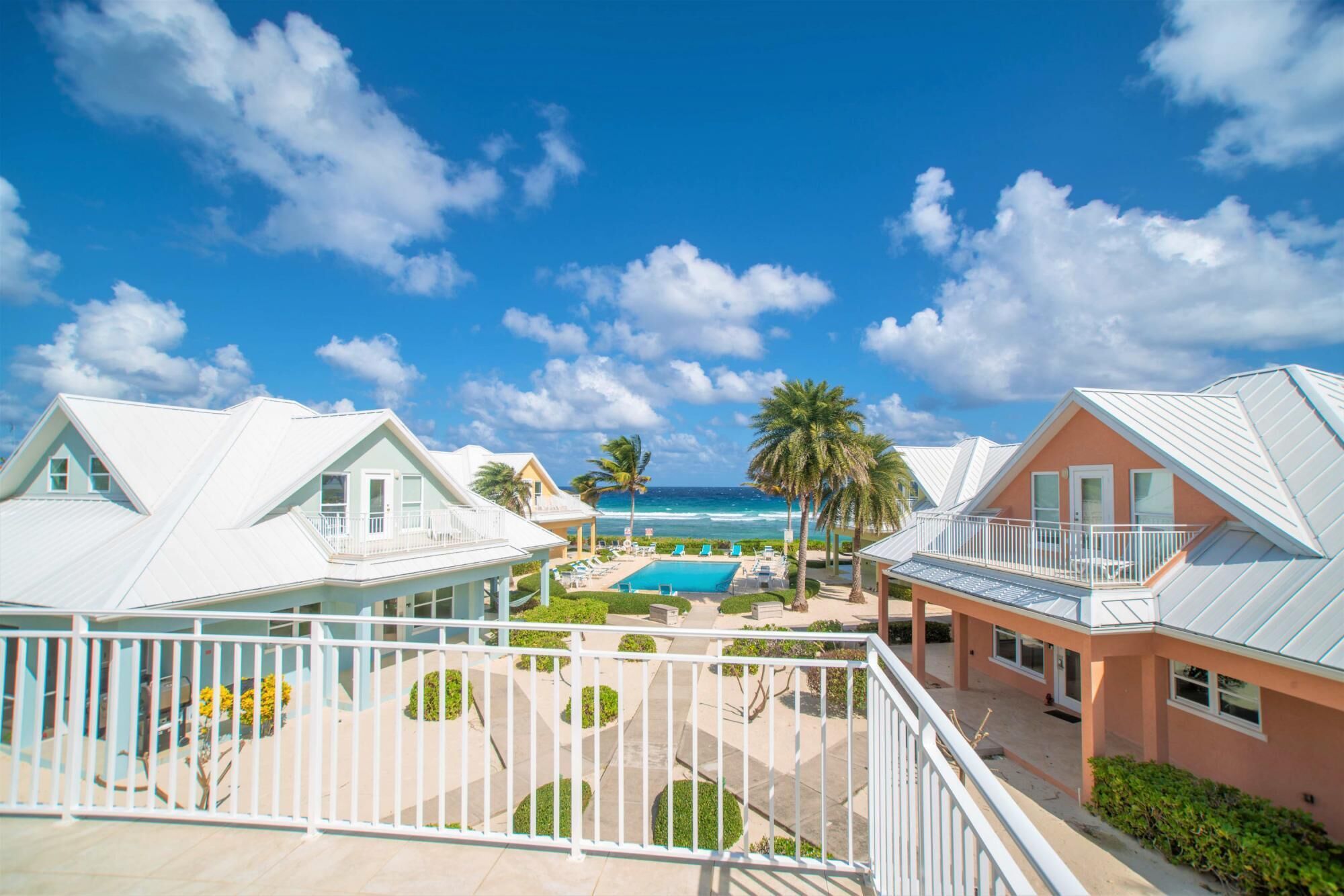 Luxury 3bd Ocean View 1 Cream Stunning Views