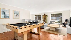 TV, fireplace, DVD player, ping pong - Calm 3922 in Surf Beach (Surf Beach)