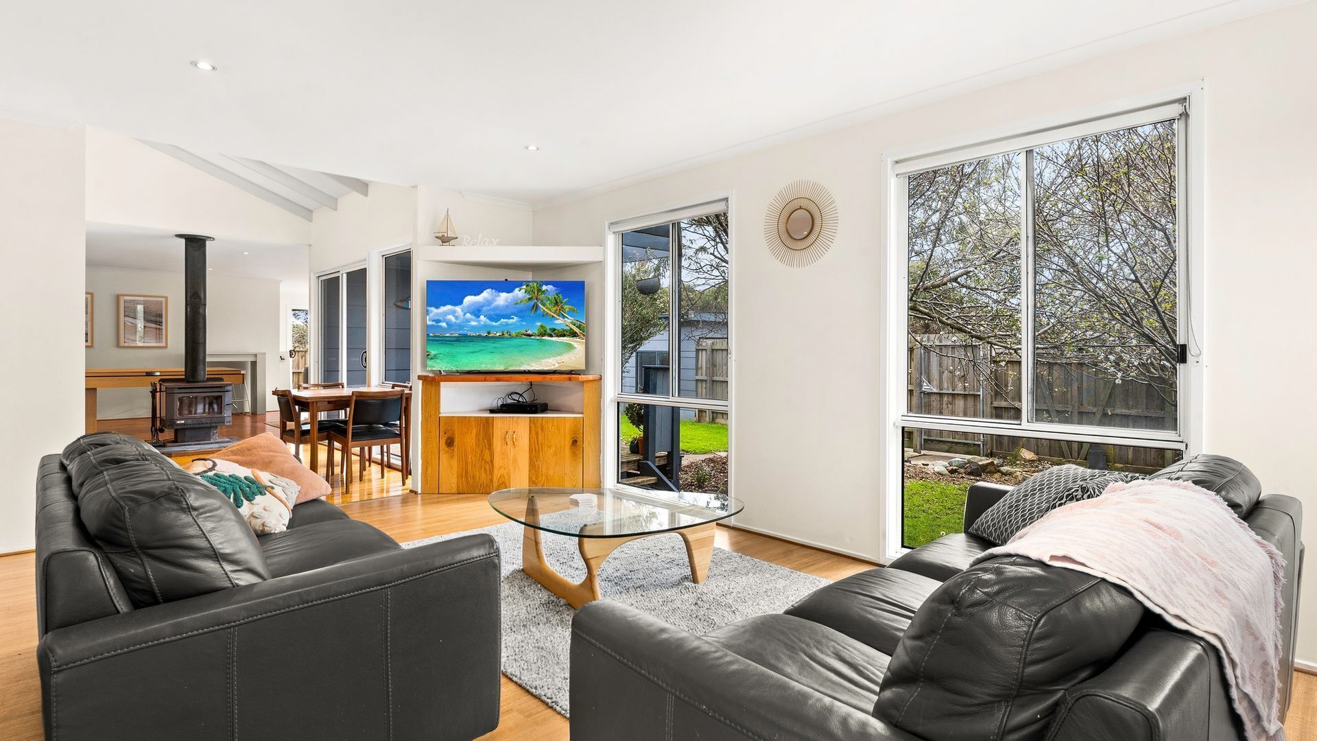 TV, fireplace, DVD player, ping pong