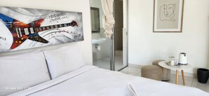 Double Room | Individually furnished, free WiFi - Casa Palmeira Guesthouse (Mbombela)