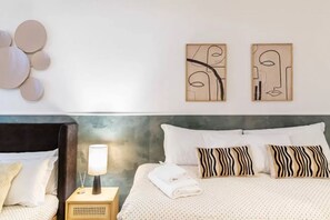 3 bedrooms, iron/ironing board, travel cot, free WiFi - Apartment in Milan with 3 bedrooms sleeps 8 (Milan)