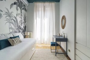 3 bedrooms, iron/ironing board, travel crib, free WiFi