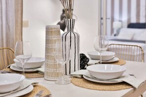 2 bedrooms, iron/ironing board, travel crib, free WiFi - Apartment in Milan with 2 bedrooms sleeps 5 (Milan)