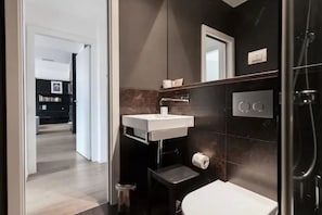 Hair dryer - Apartment in Milan with 2 bedrooms sleeps 6 (Milan)